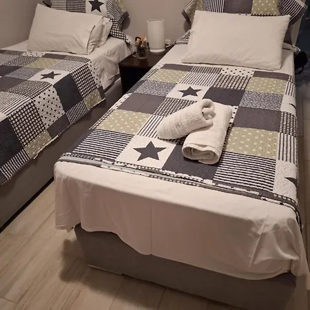 Villasabella 2 * 자킨토스 타운